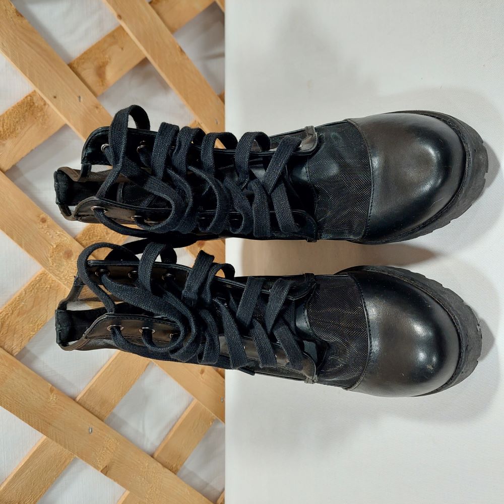 Forever 21 Black Mesh Ankle Boots with Shoe Laces Women's Size 7