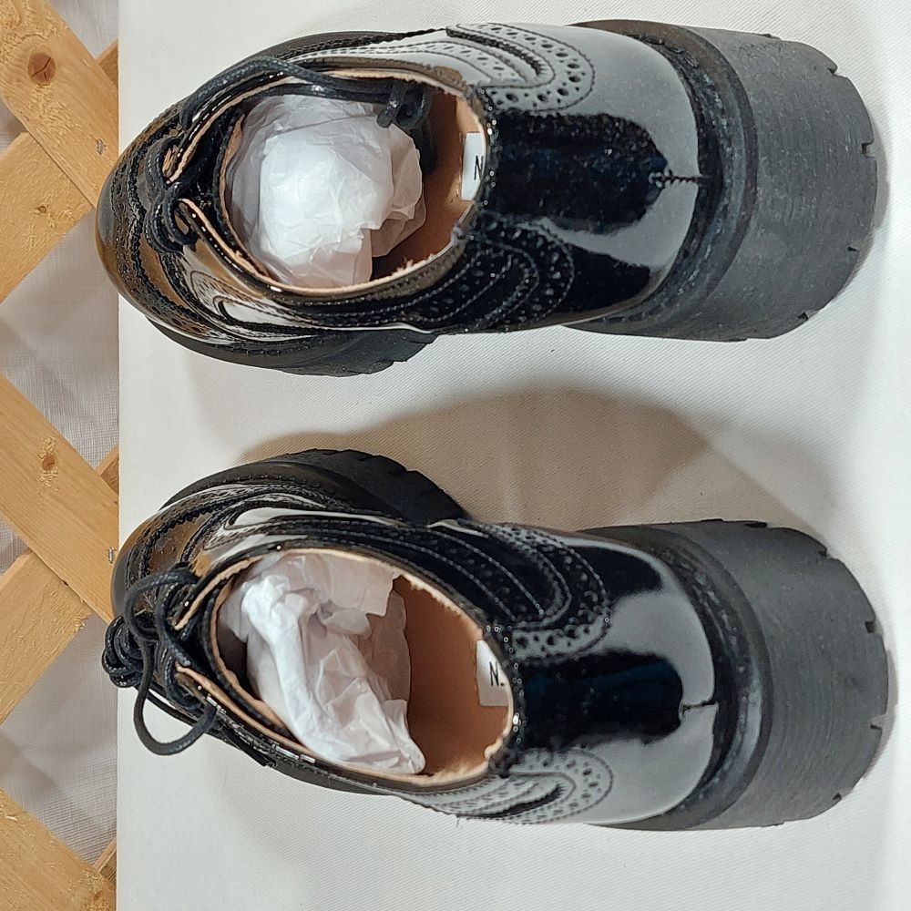 Steve Madden Lance Platform Wingtip Oxford Women's Size 6.5