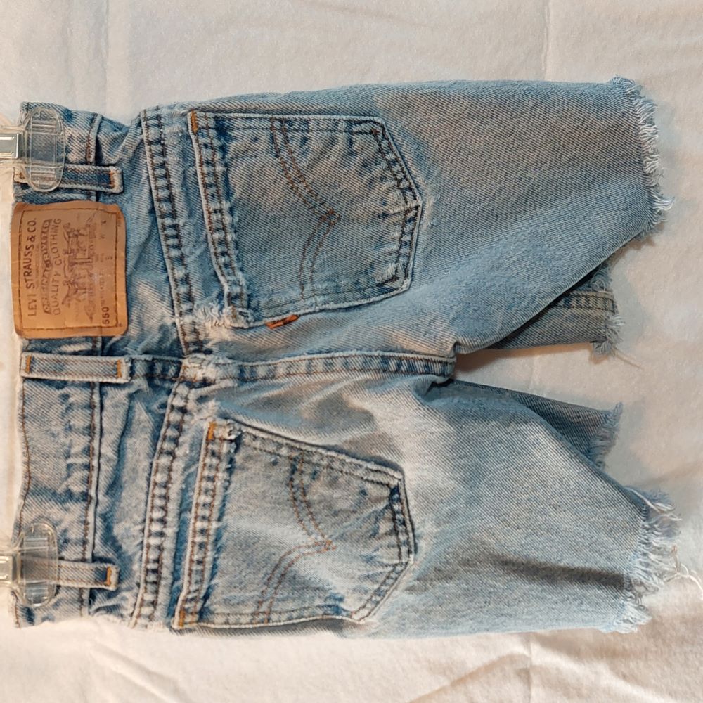 Levi's 550 Vintage Relaxed Fit Cut-Off Shorts Boys Regular Size 6