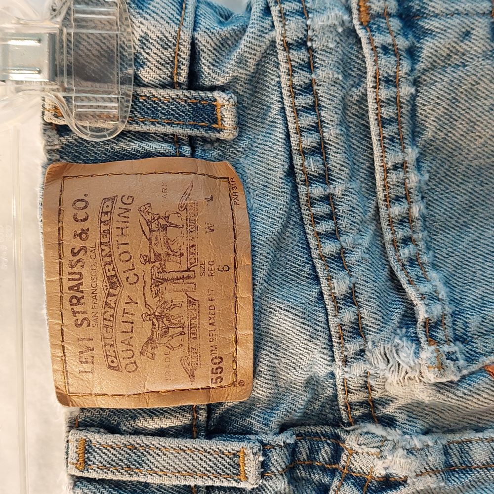 Levi's 550 Vintage Relaxed Fit Cut-Off Shorts Boys Regular Size 6