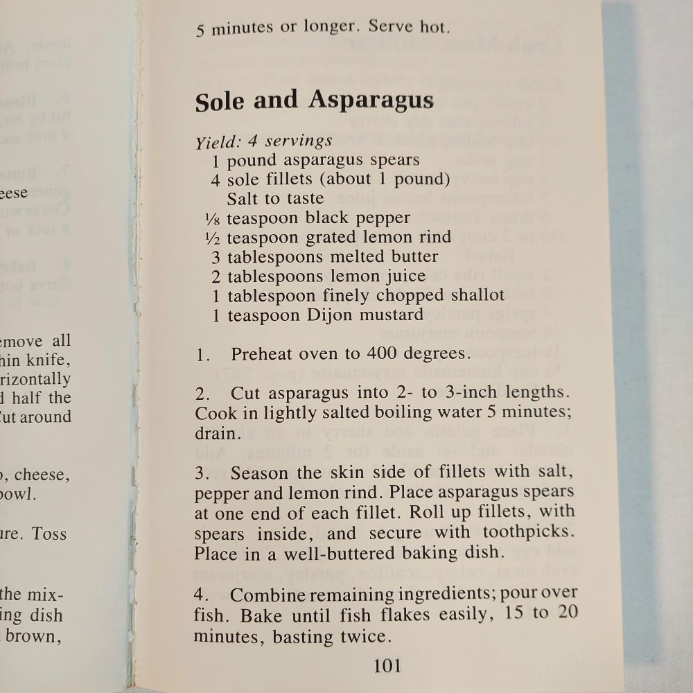 The New York Times Large Type Cookbook by Jean Hewitt Revised Edition