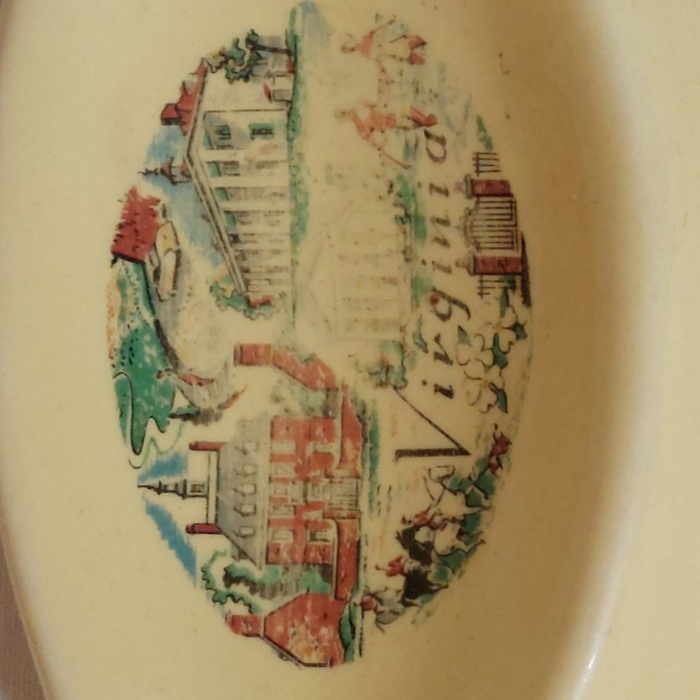 Pearl China Co. Vintage Spoon Rest State of Virginia