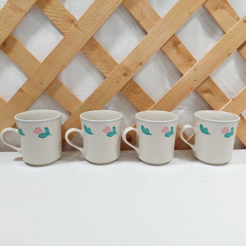Fine Stone Ware Pink Tulip Coffee Cups Set of 4