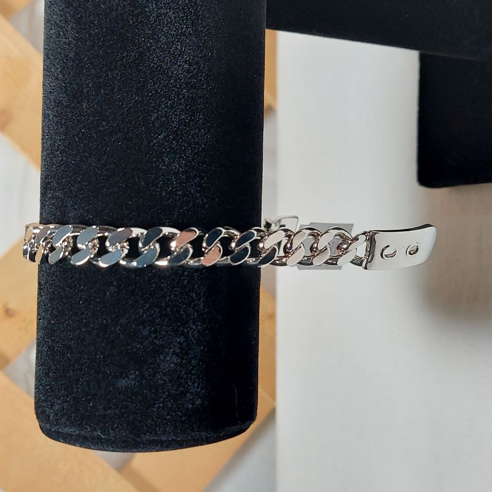 Lia Sophia Silvertone Curb Chain Buckle Bracelet Costume Jewelry