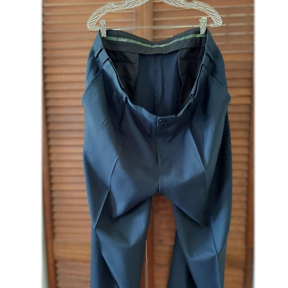 L.L. Bean Comfort Waist Pants Men's 40W