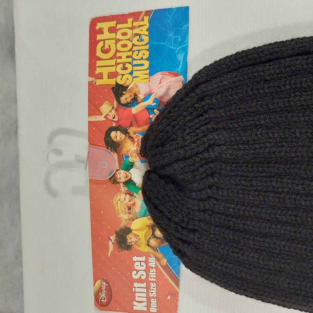 Disney High School Musical Knit Set Hat & Fingerless Gloves
