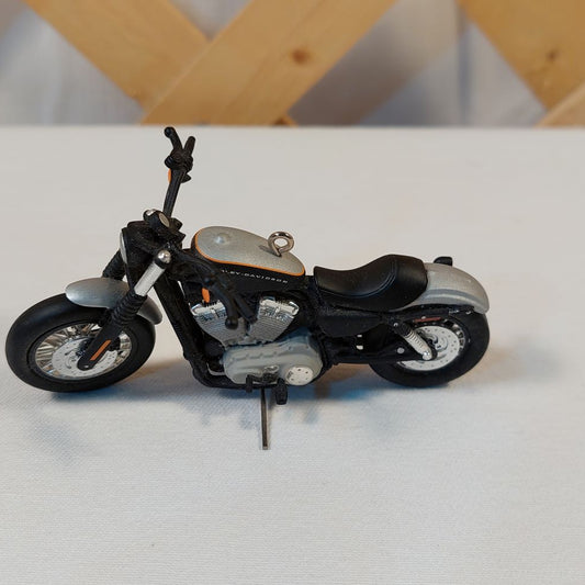 Hallmark HMK. CDS Keepsake Ornament Harley-Davidson Motorcycle 2008