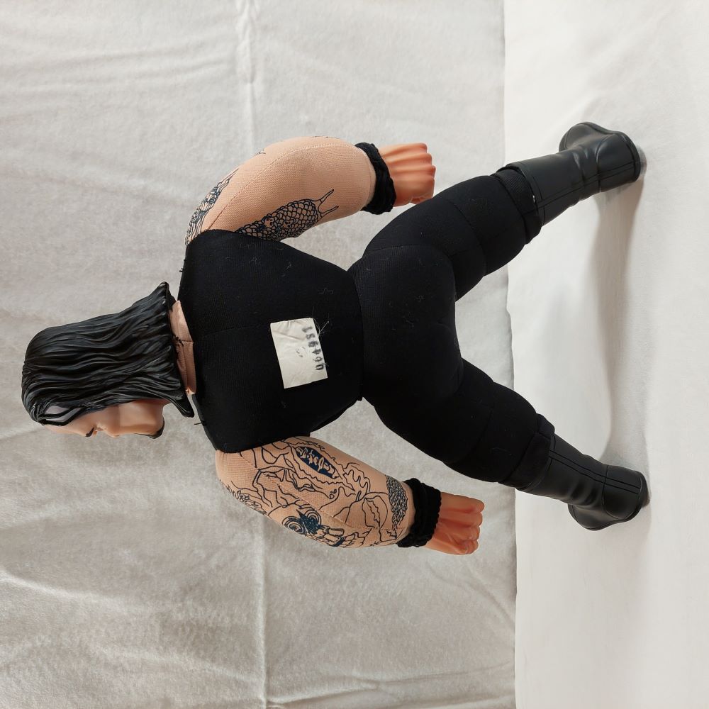 Jakks Pacific Pro Wrestling WWF WWE Undertaker 17" Vinyl Plush Doll