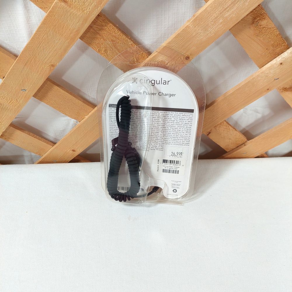 Cingular Vehicle Power Charger for Motorola Handsets C350g V220 V180