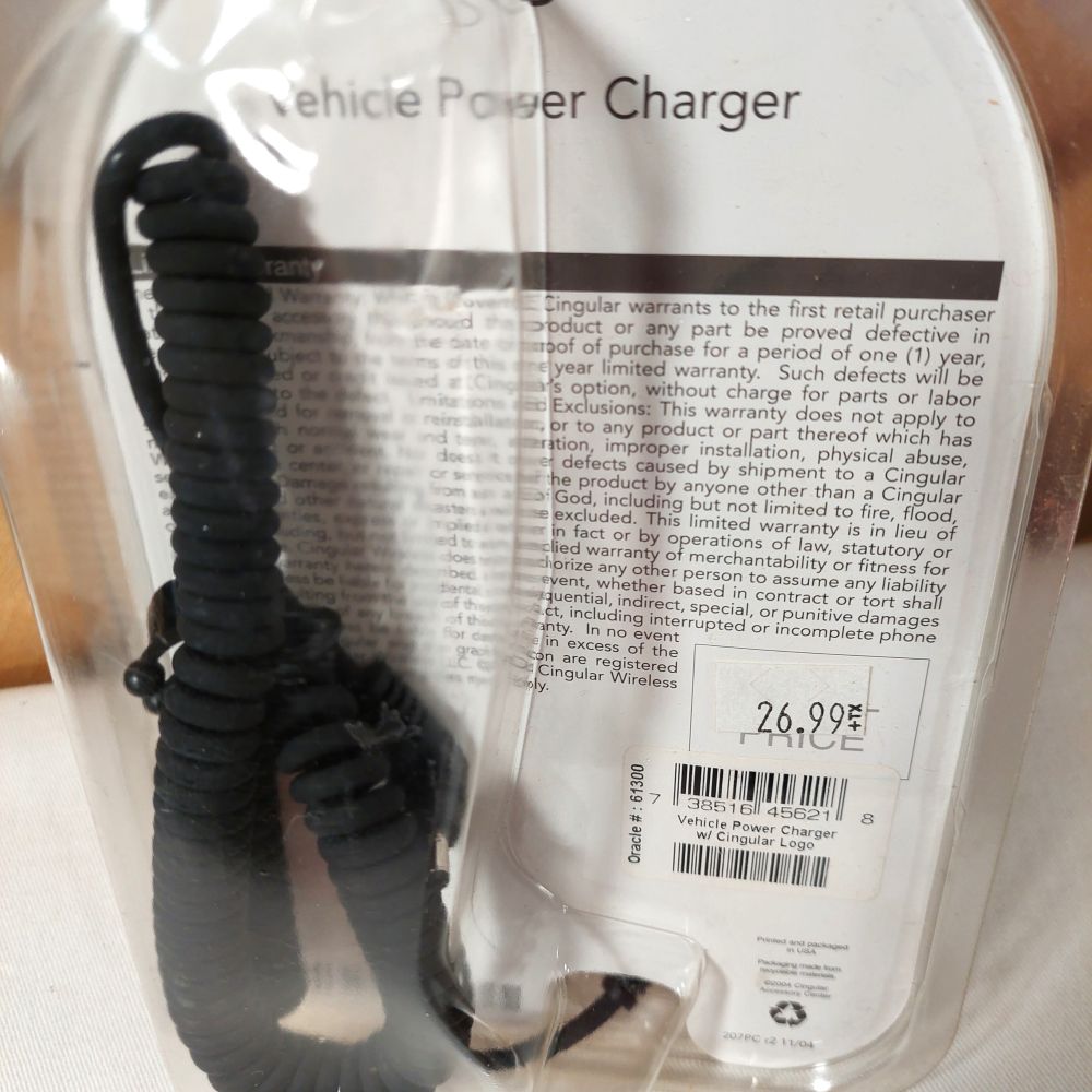 Cingular Vehicle Power Charger for Motorola Handsets C350g V220 V180