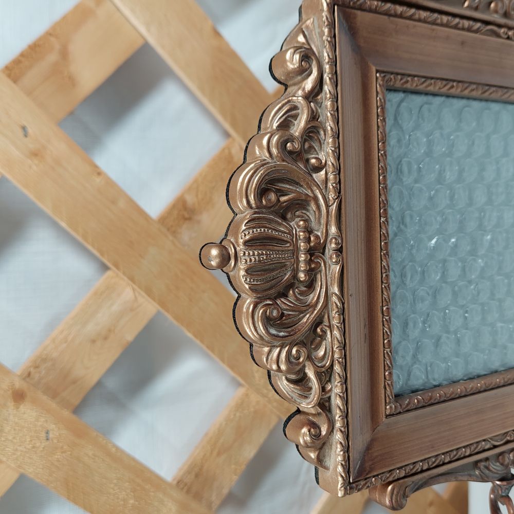 Victorian Style Swivel Picture Frame Set of 2