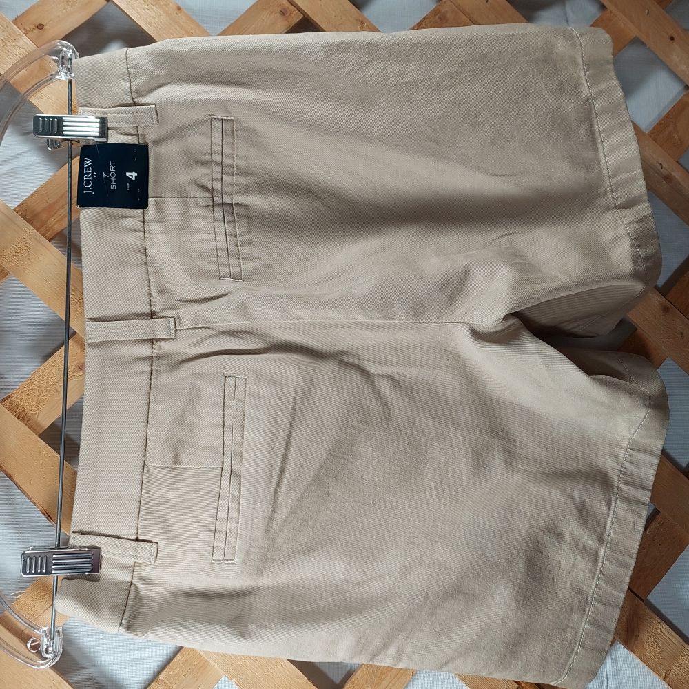 Re-Imagined by J. Crew Beige 7" Shorts Women's Size 4