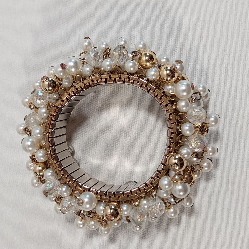 Faux Pearl Stretch Bracelet