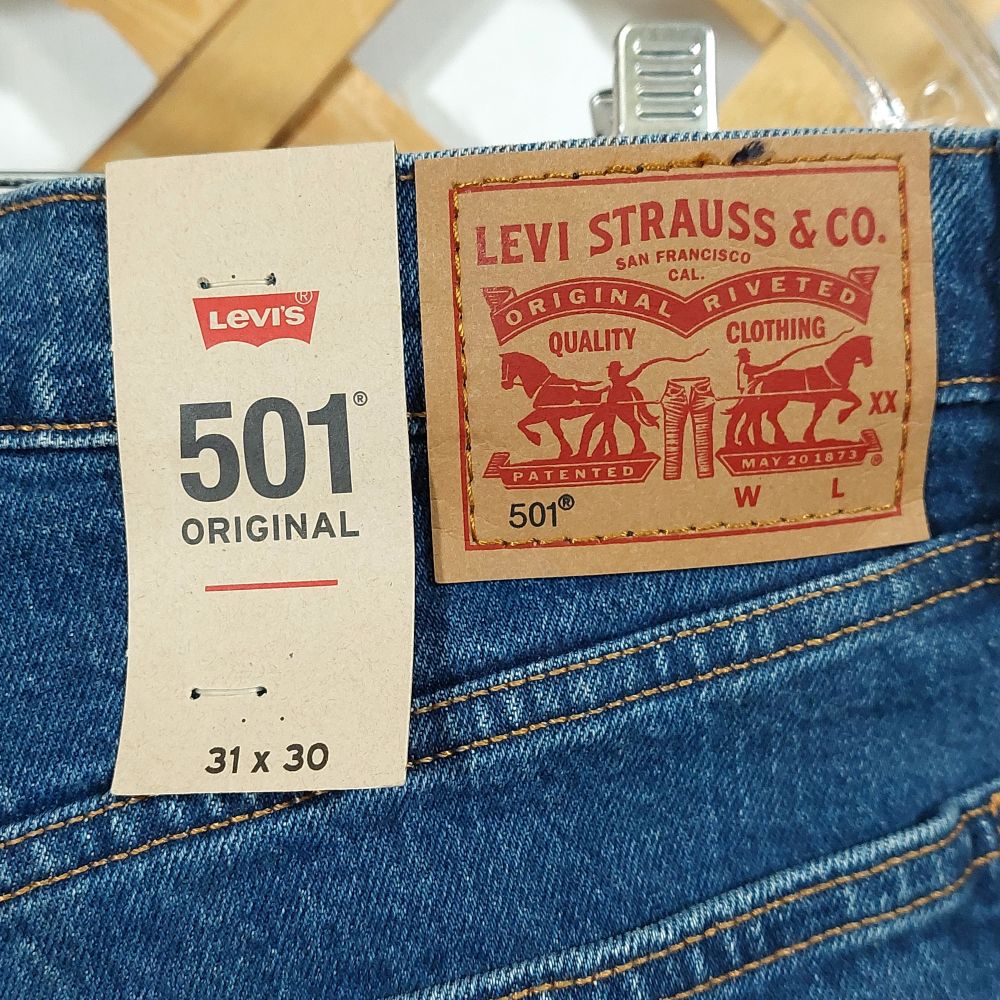Levi's 501 Original Jeans Men's Size 31 x 30 - Irregular