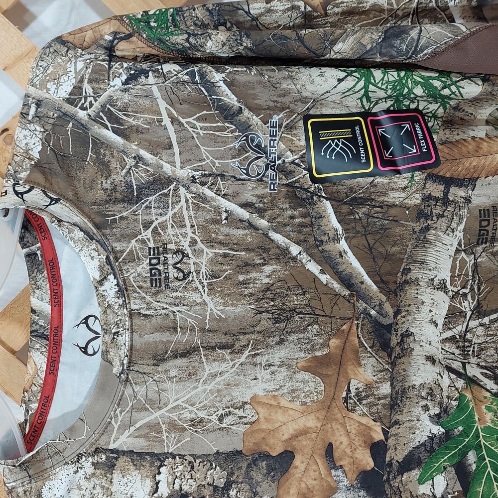 Realtree Edge Performance Tee Long Sleeve Men's Size XL