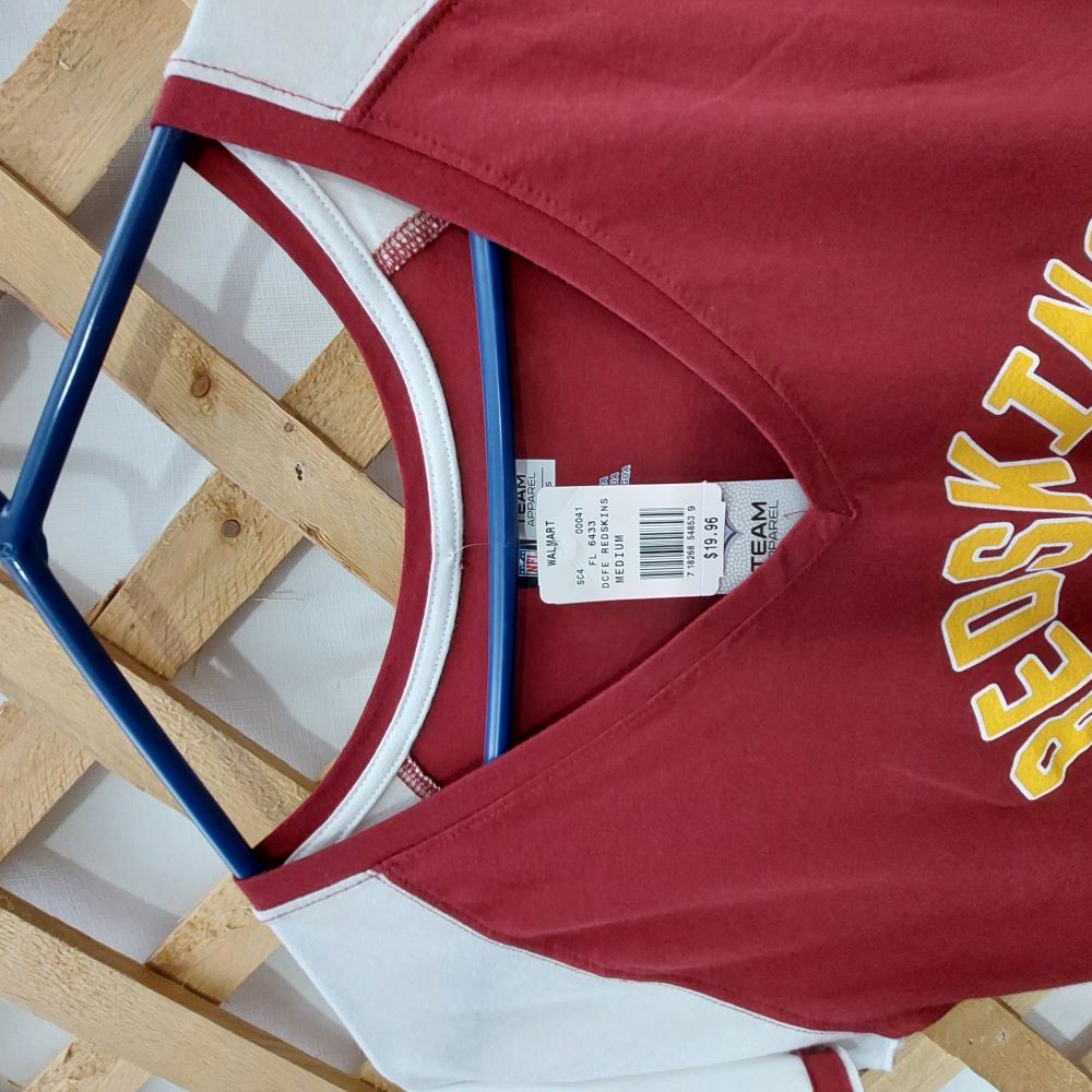 NFL Team Apparel Redskins T-Shirt Women's Size Medium