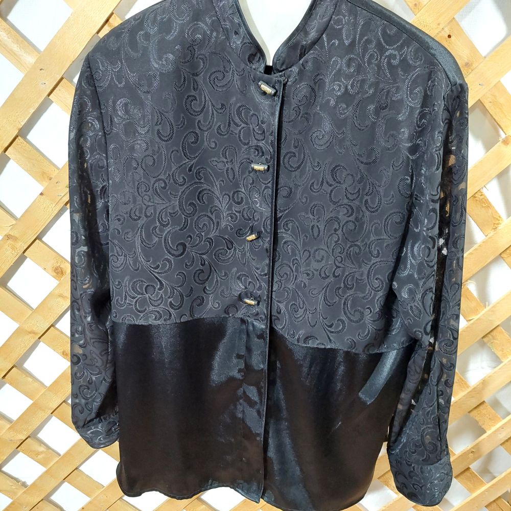 Laura & Jayne Collection Black 2-Layer Blouse Women's Size 8