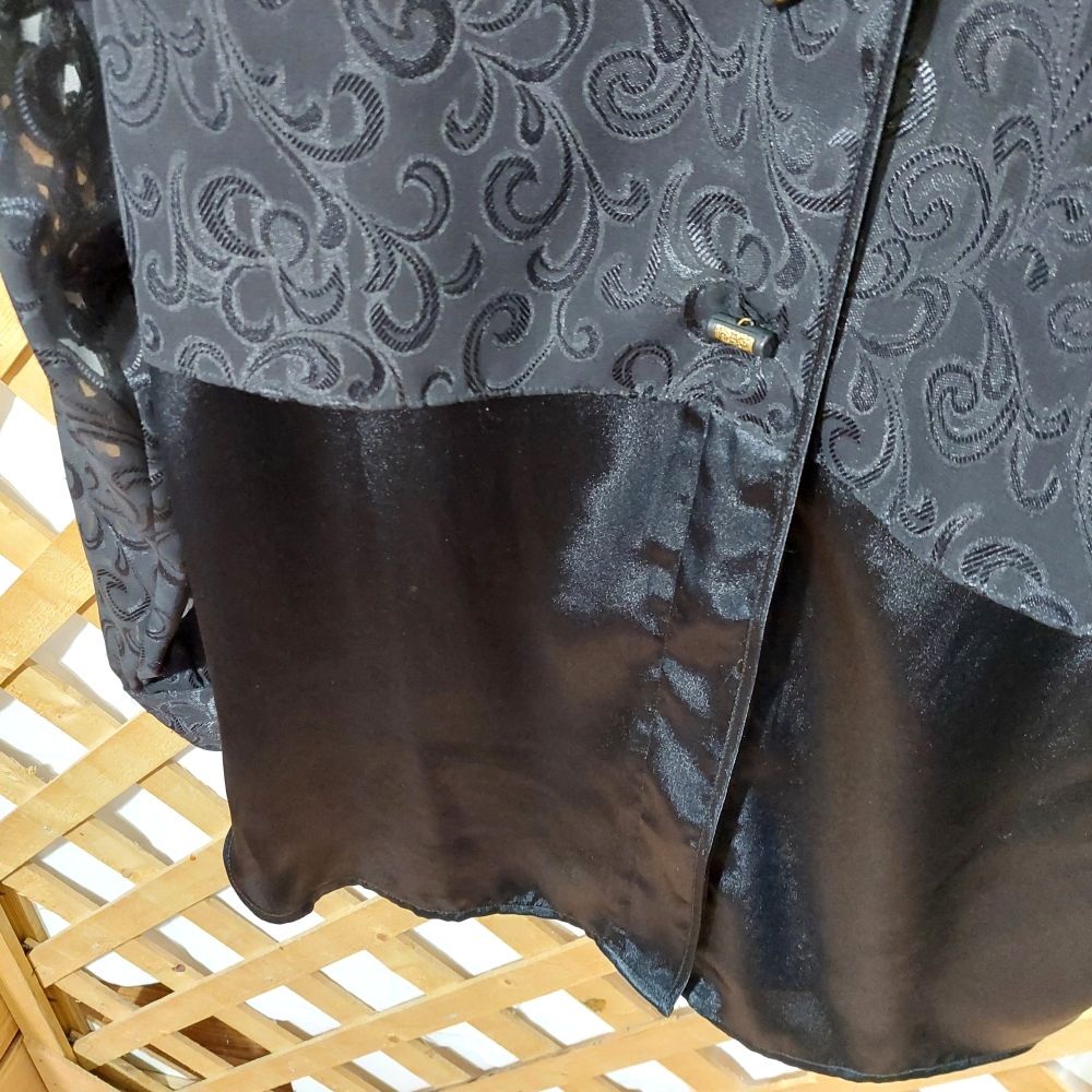 Laura & Jayne Collection Black 2-Layer Blouse Women's Size 8